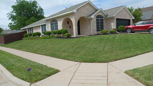 Ask These 3 Questions Before Hiring a Company to Mow Your Lawn