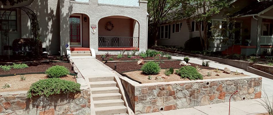 Landscape Beds Maintained And Plants Trimmed